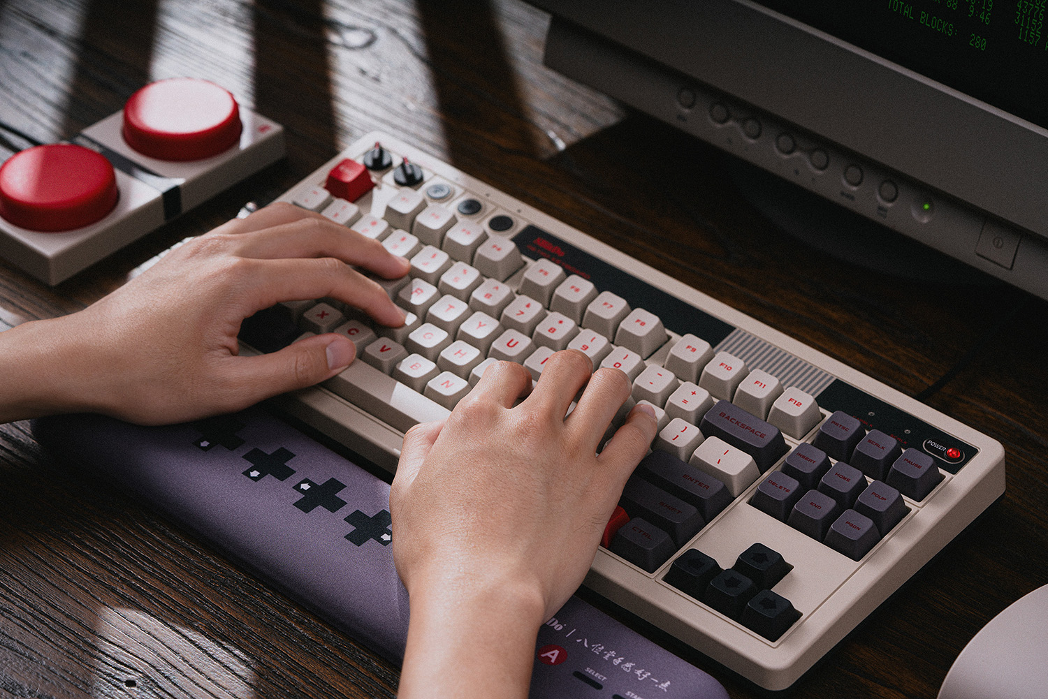 8Bitdo Retro mechanisch toetse - Retro Gaming Windows recensie en prijs